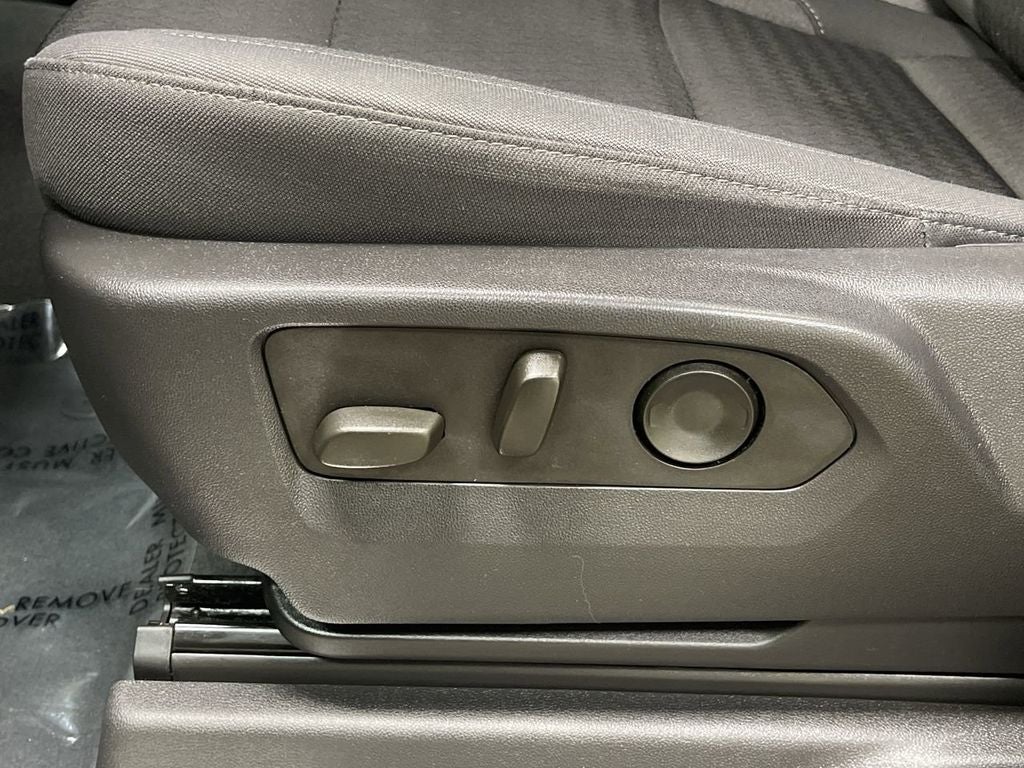 2022 Chevrolet Silverado 1500 LT Crew Cab 4X4