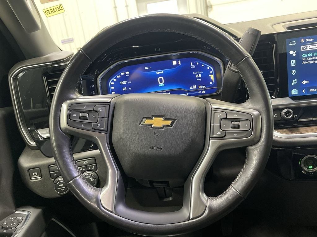 2022 Chevrolet Silverado 1500 LT Crew Cab 4X4