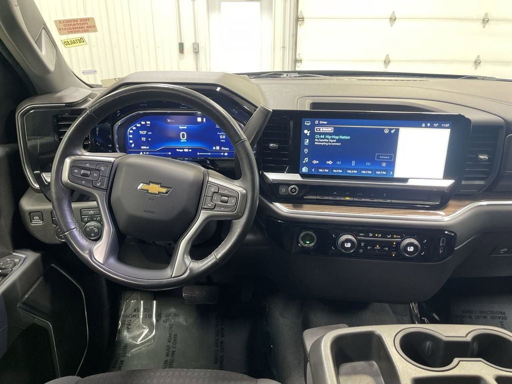 2022 Chevrolet Silverado 1500 LT Crew Cab 4X4