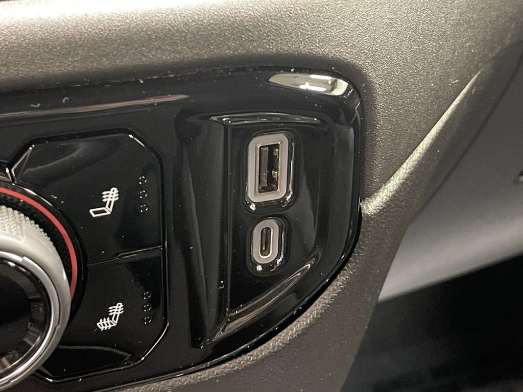 2022 Chevrolet Silverado 1500 LT Crew Cab 4X4