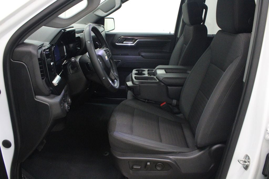 2023 Chevrolet Silverado 1500 LT Crew Cab 4X4