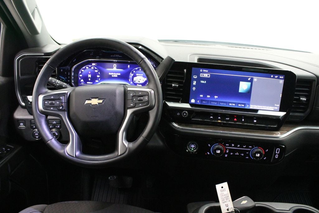 2024 Chevrolet Silverado 1500 LT Crew Cab 4X4