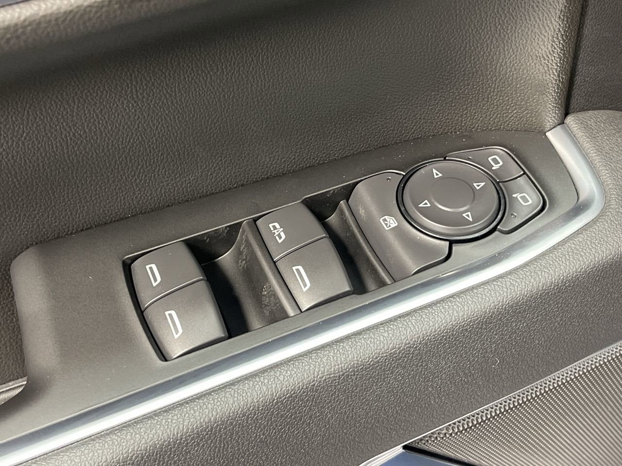 2026 Chevrolet Silverado 1500 RST Crew Cab 4X4