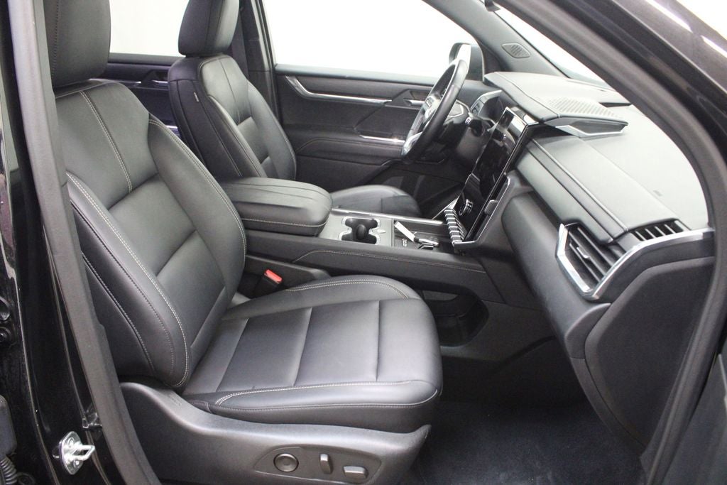 2024 GMC Acadia Elevation AWD
