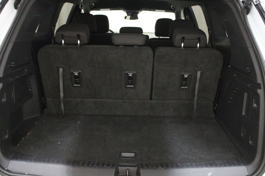 2025 GMC Acadia Elevation AWD
