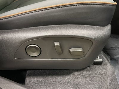 2025 GMC Acadia AT4 AWD