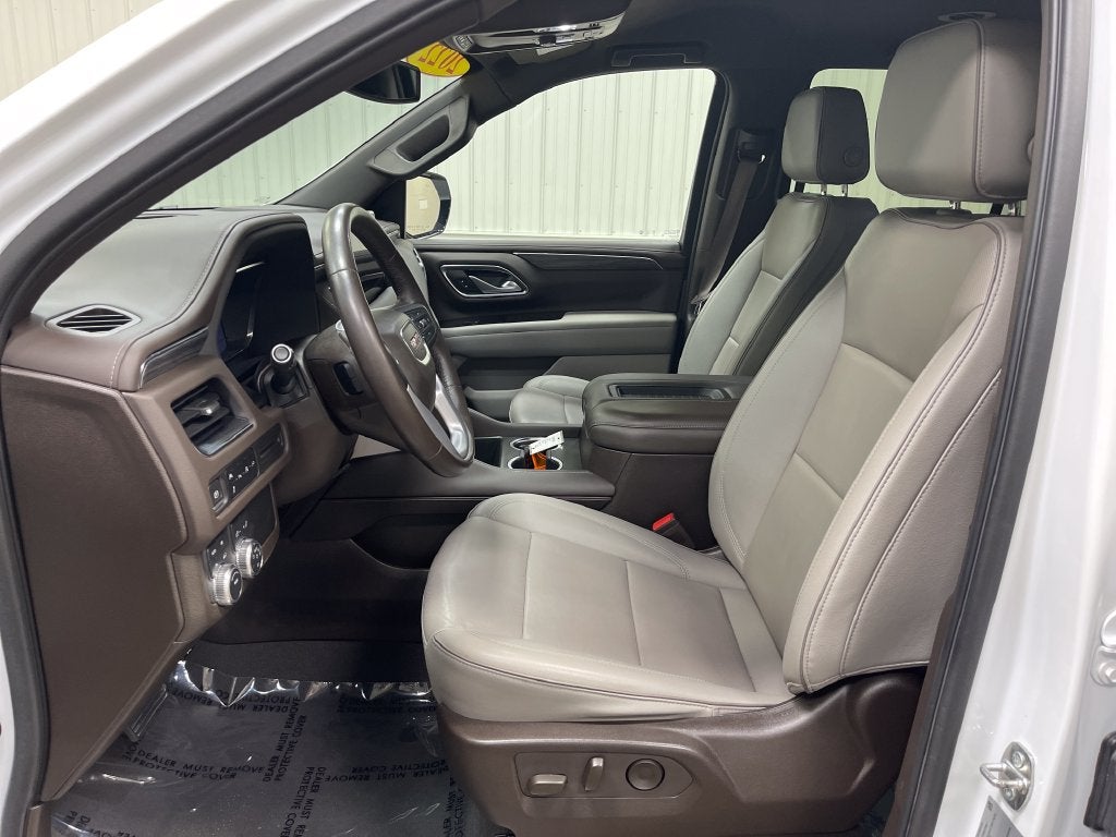2022 GMC Yukon SLT