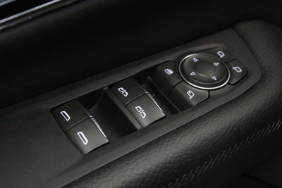 2025 GMC Yukon Denali 4WD