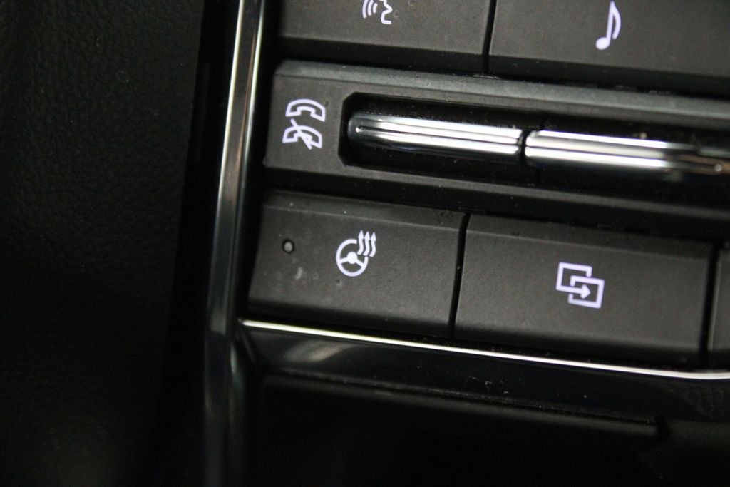 2025 GMC Yukon Denali 4WD