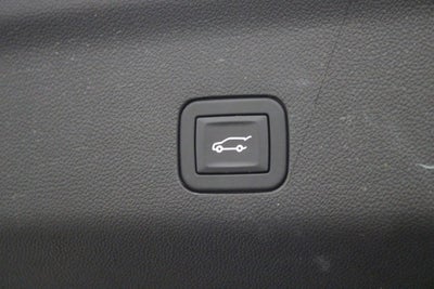 2025 GMC Yukon Denali 4WD