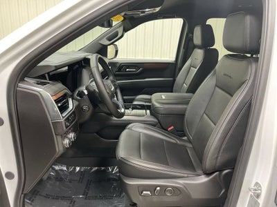 2025 GMC Yukon Denali 4WD