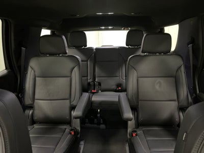 2025 GMC Yukon Denali 4WD
