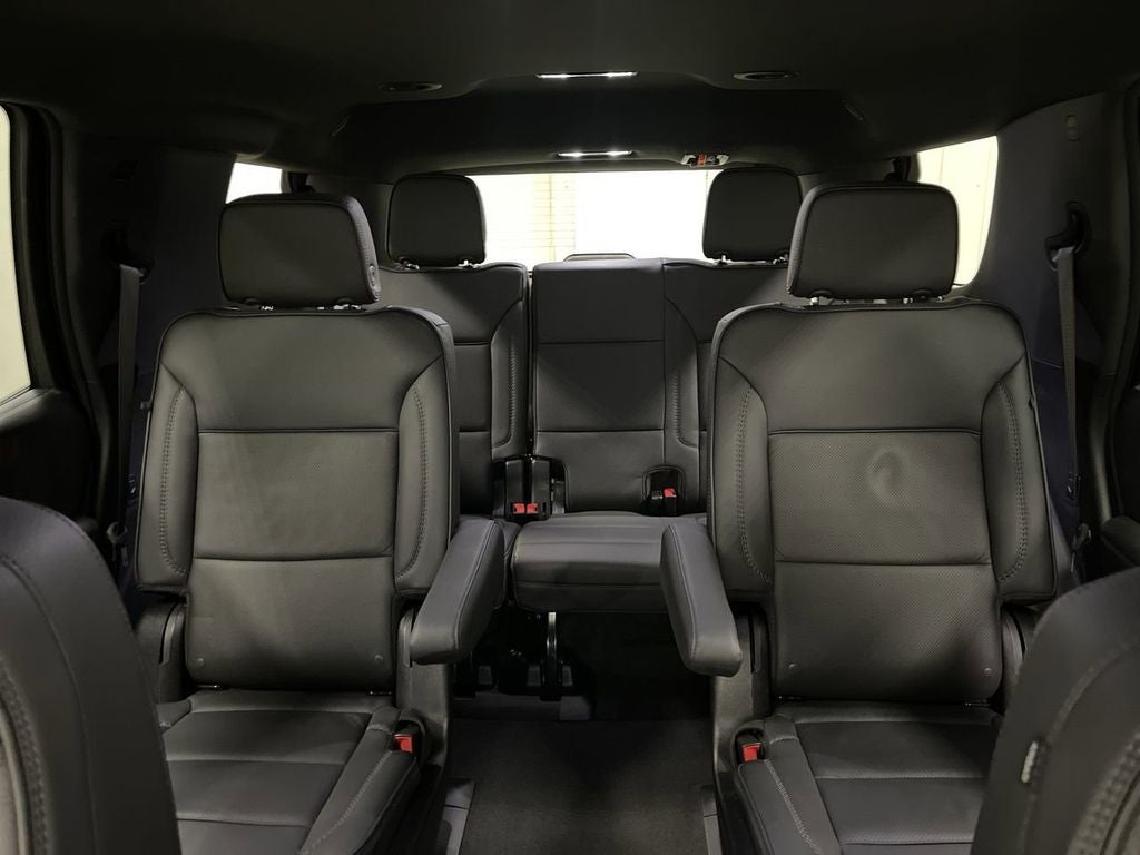2025 GMC Yukon Denali 4WD