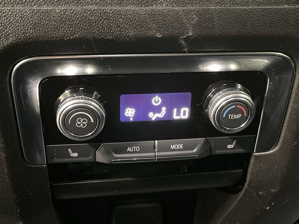 2025 GMC Yukon Denali 4WD