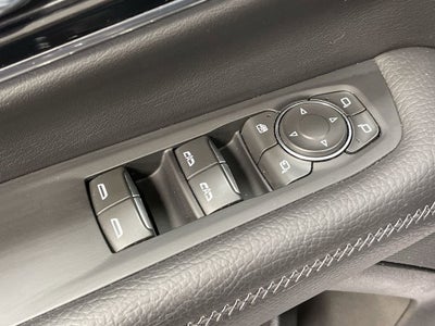 2025 GMC Yukon Denali 4WD