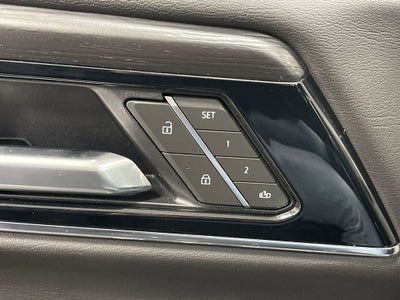 2025 GMC Yukon Denali 4WD