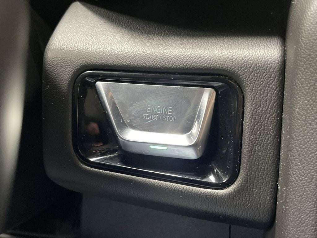 2025 GMC Yukon Denali 4WD