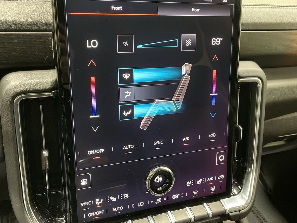 2025 GMC Yukon Denali 4WD