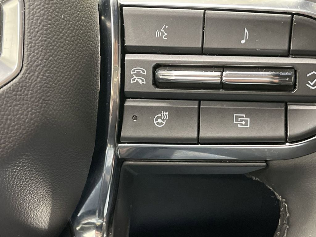 2025 GMC Yukon Denali 4WD