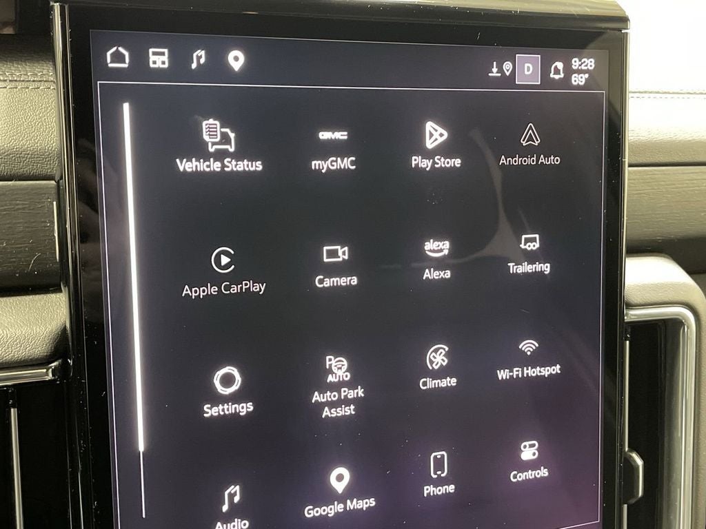 2025 GMC Yukon Denali 4WD