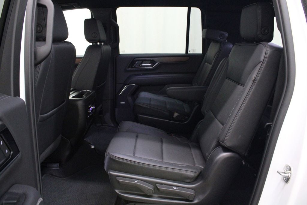 2025 GMC Yukon XL Denali 4WD