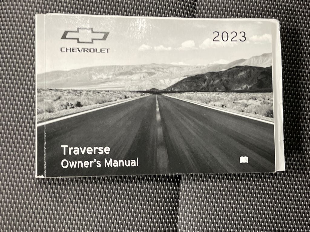 2023 Chevrolet Traverse LT