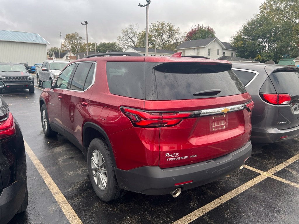 2023 Chevrolet Traverse LT