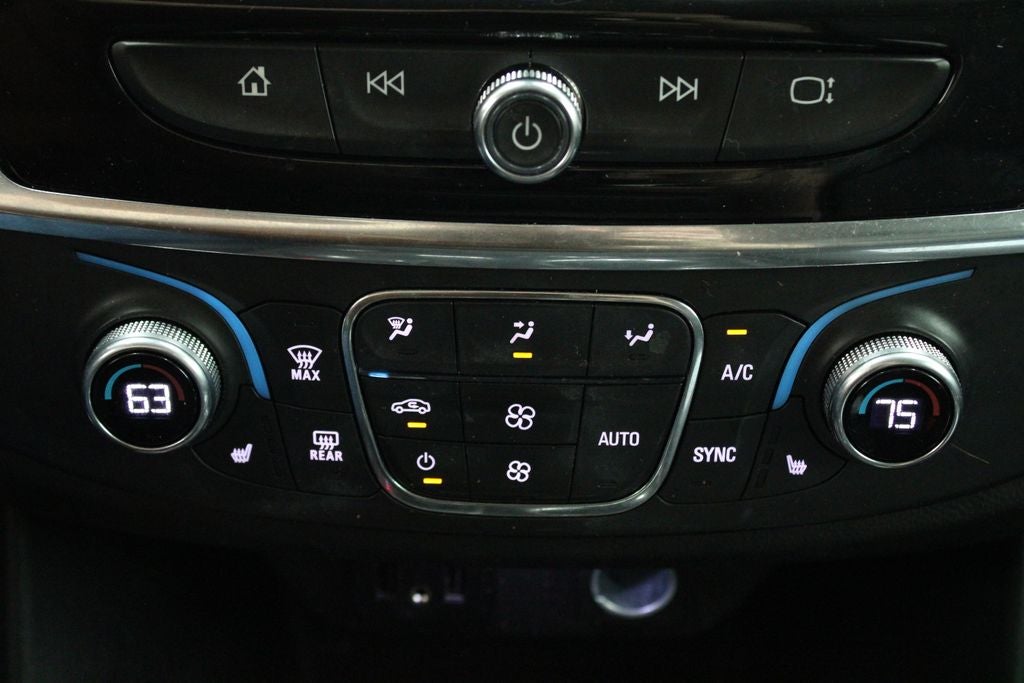 2021 Chevrolet Traverse LT