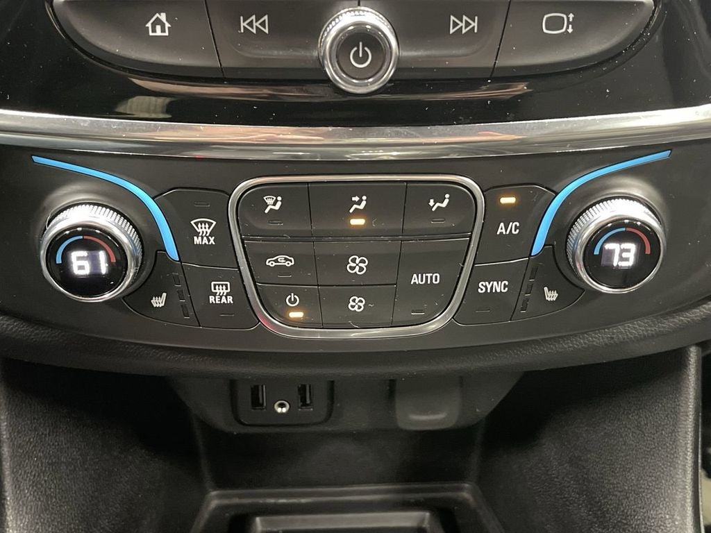 2023 Chevrolet Traverse LT Leather AWD