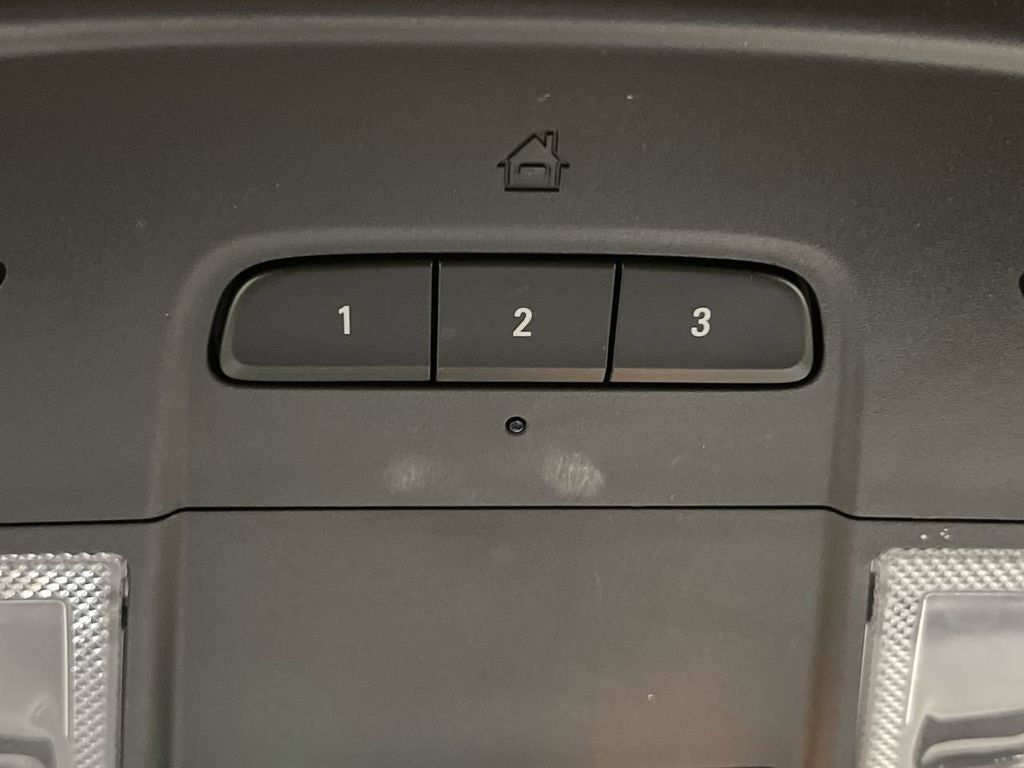 2023 Chevrolet Traverse LT Leather AWD