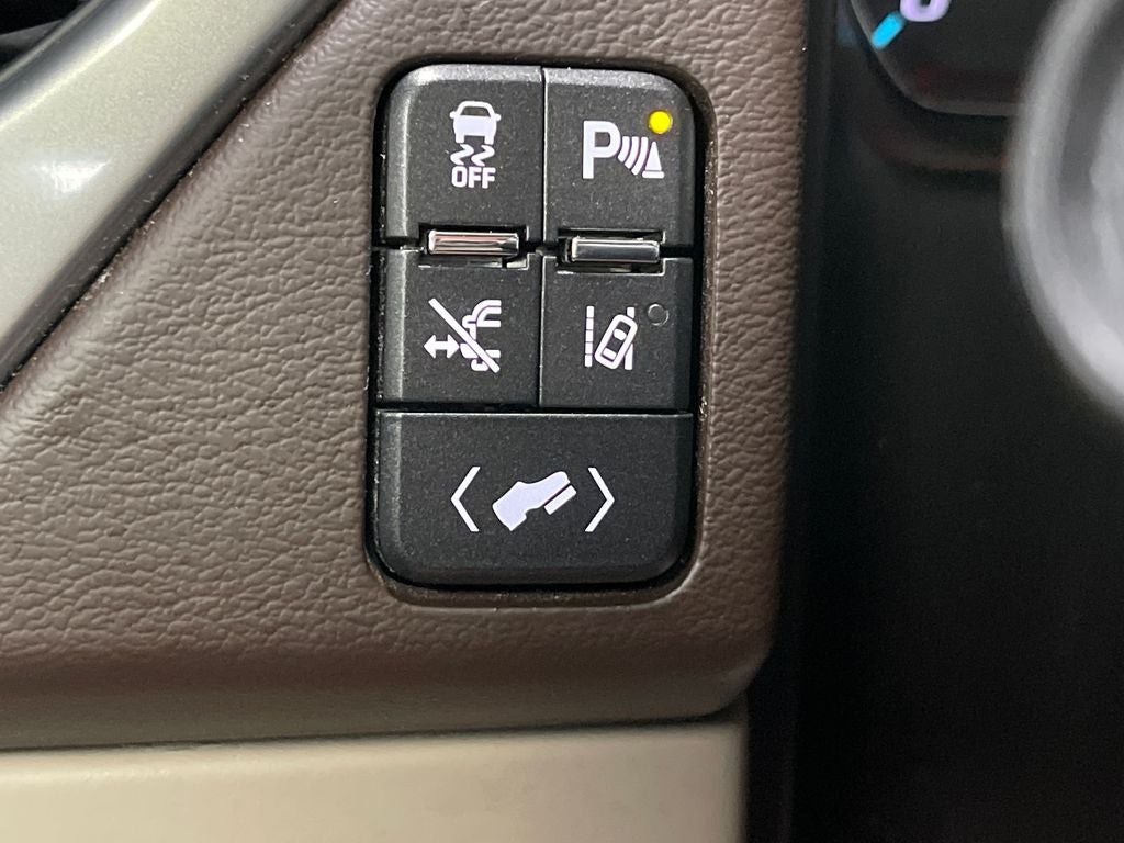 2015 Chevrolet Suburban LTZ