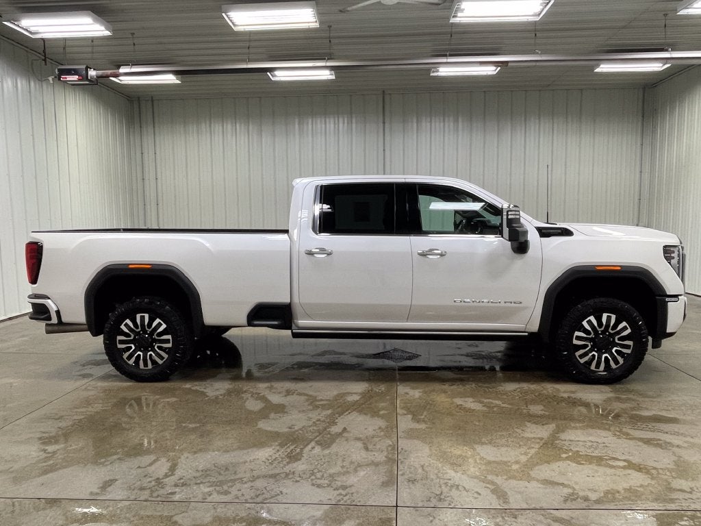 2025 GMC Sierra 3500HD Denali Ultimate
