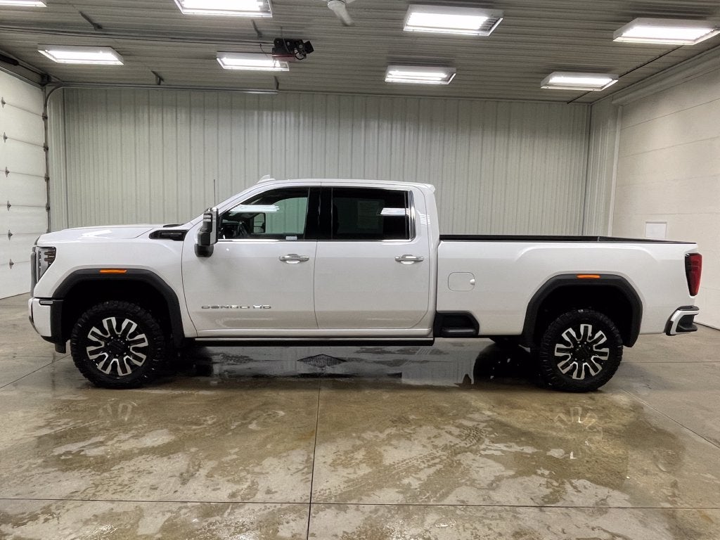 2025 GMC Sierra 3500HD Denali Ultimate