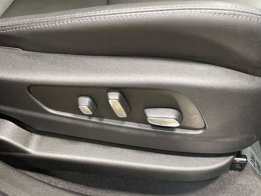 2023 Cadillac XT5 Sport