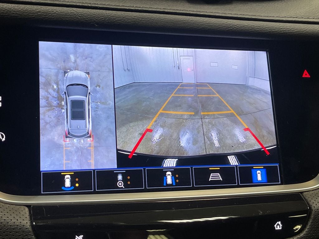 2023 Cadillac XT5 Sport