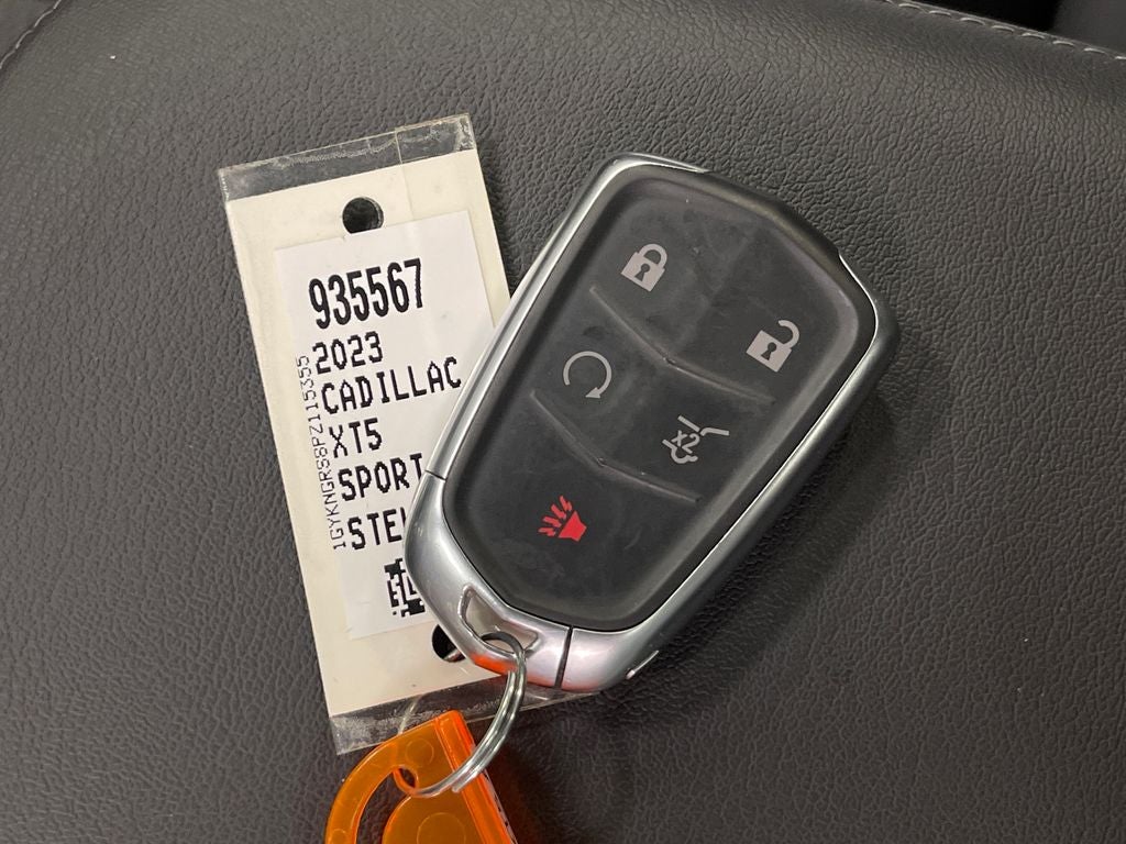 2023 Cadillac XT5 Sport