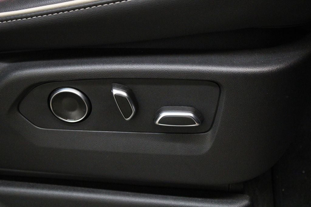 2024 Cadillac Escalade ESV Premium Luxury 4WD Diesel