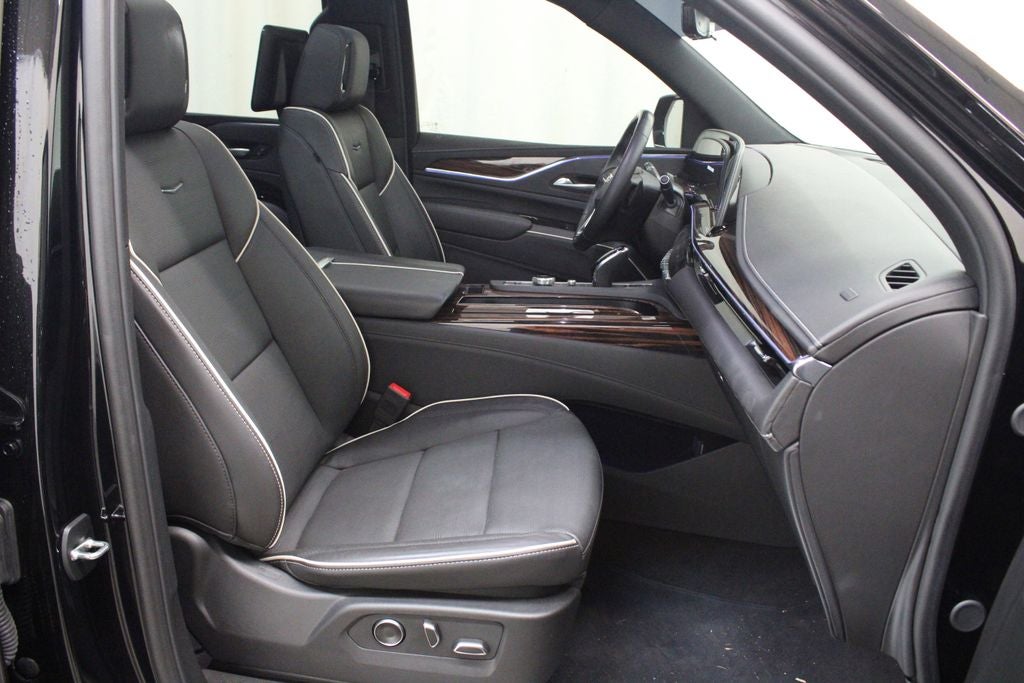 2024 Cadillac Escalade ESV Premium Luxury 4WD Diesel