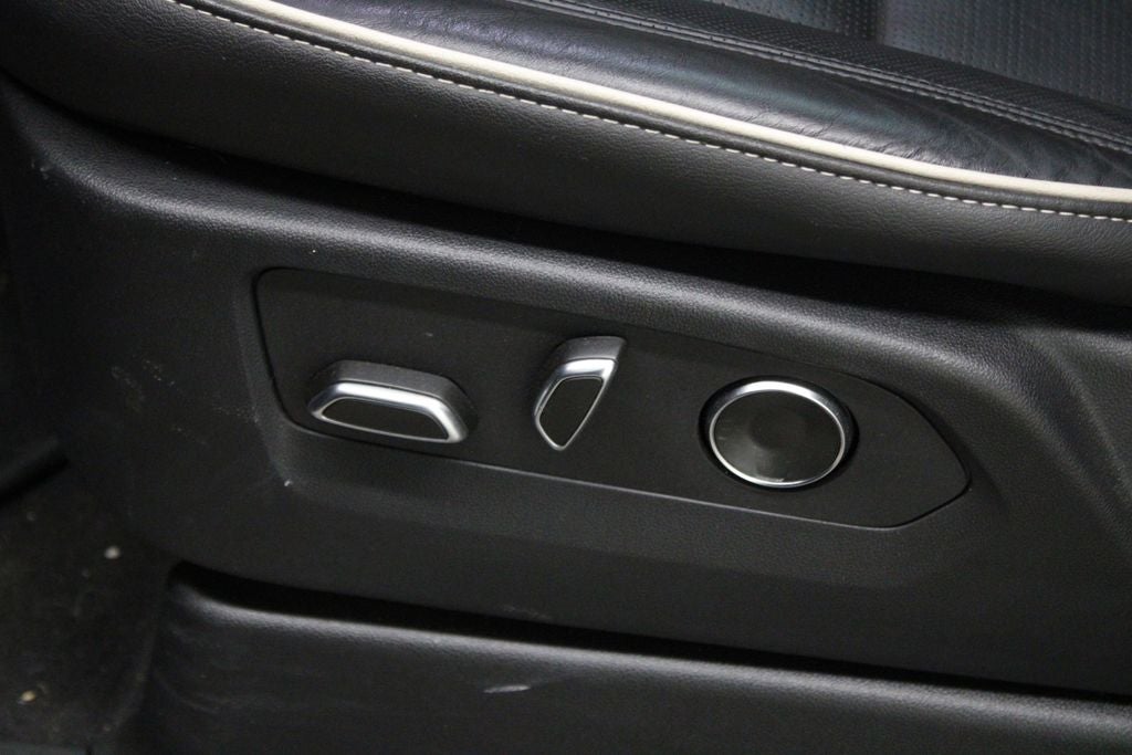 2024 Cadillac Escalade ESV Premium Luxury 4WD Diesel