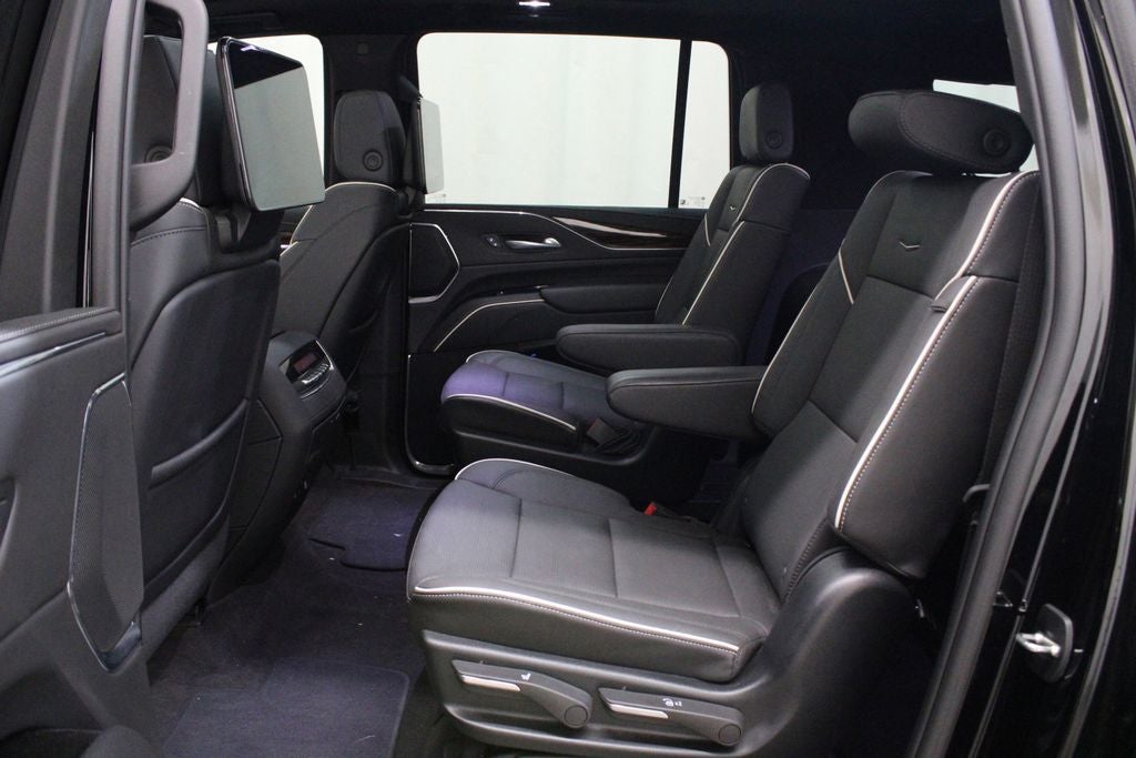 2024 Cadillac Escalade ESV Premium Luxury 4WD Diesel