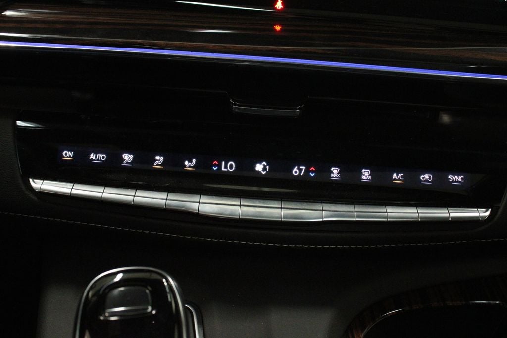 2024 Cadillac Escalade ESV Premium Luxury 4WD Diesel
