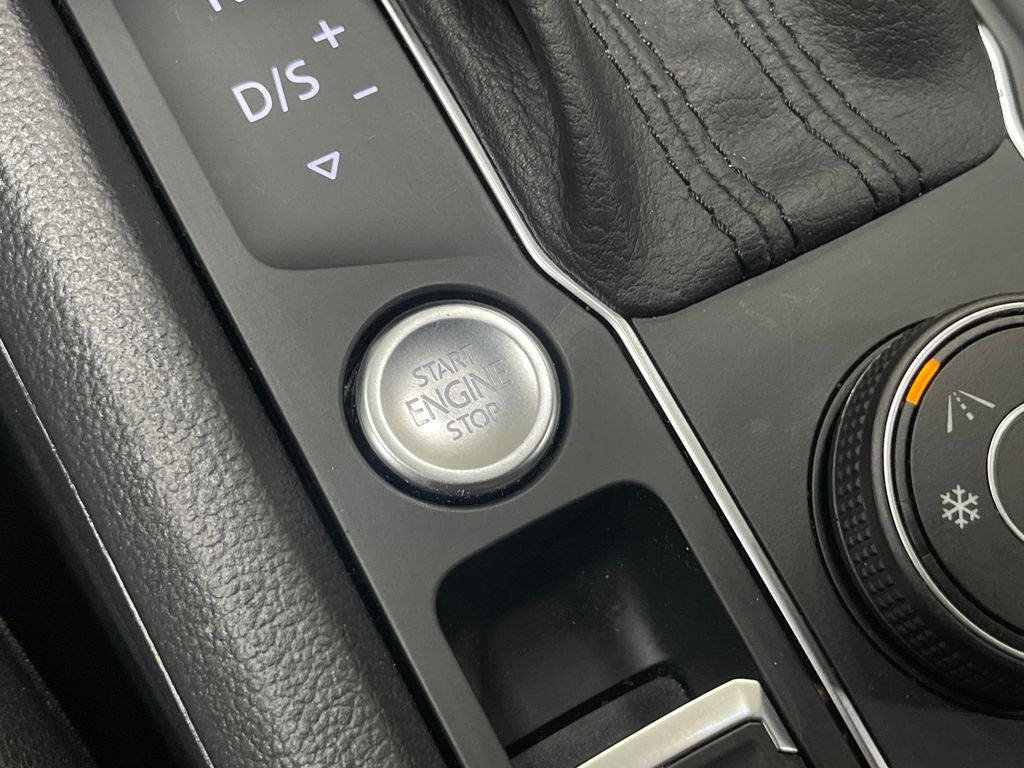 2020 Volkswagen Atlas Cross Sport 4Motion