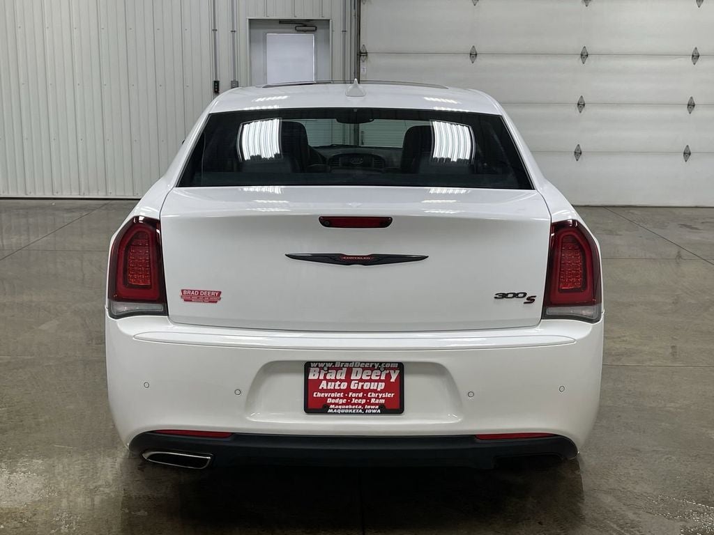 2023 Chrysler 300 S