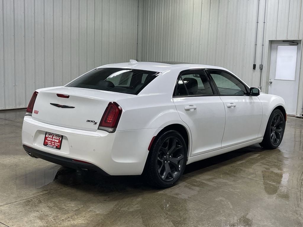 2023 Chrysler 300 S