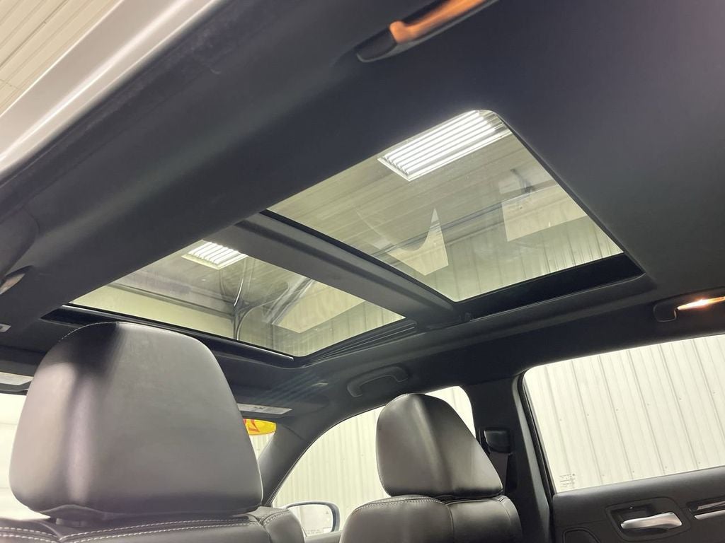 2023 Chrysler 300 S
