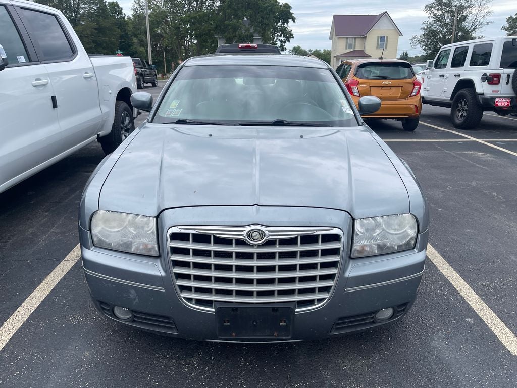 Used 2006 Chrysler 300 Touring with VIN 2C3KA53G36H167618 for sale in Maquoketa, IA