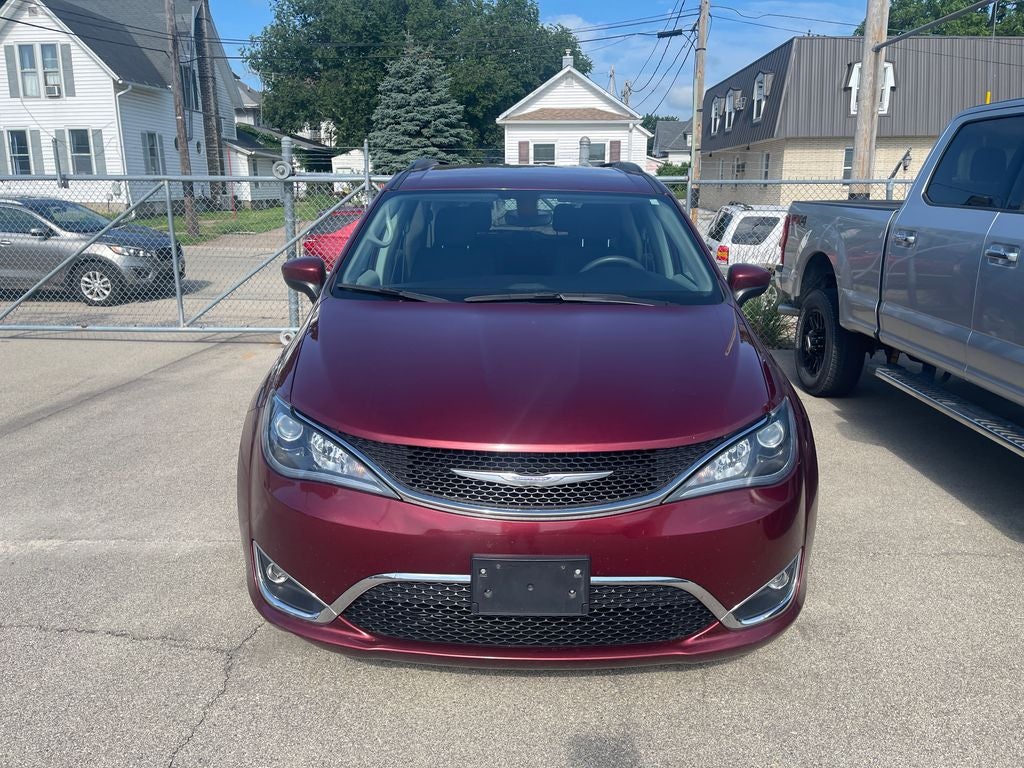 Used 2017 Chrysler Pacifica Touring Plus with VIN 2C4RC1BG2HR803392 for sale in Maquoketa, IA