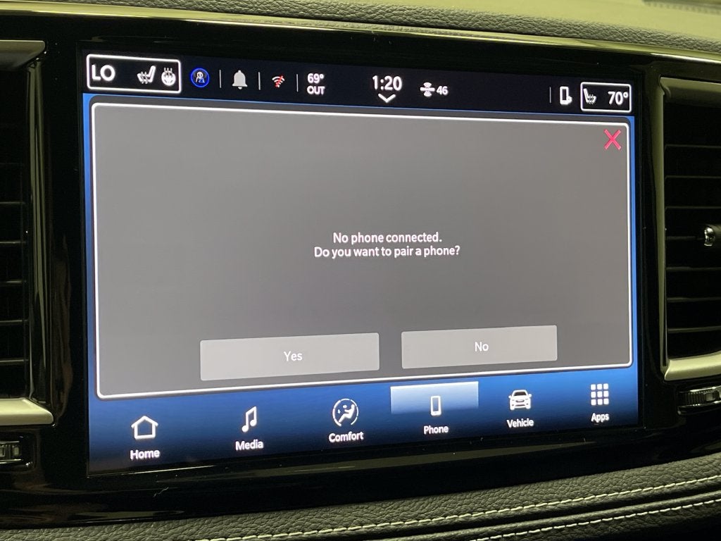 2027 Chrysler Pacifica Select