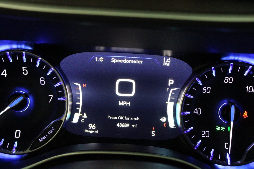 2025 Chrysler Pacifica Select