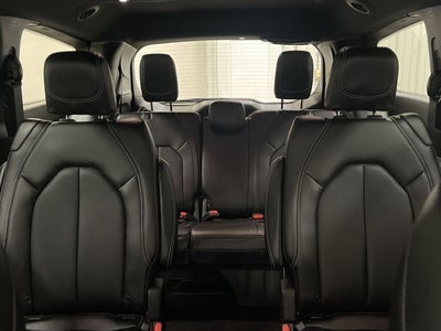2026 Chrysler Pacifica Select AWD